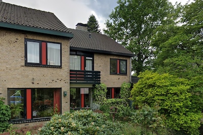 Fundaparel: aan ruimte geen gebrek in dit Enschedese jaren 70-huis