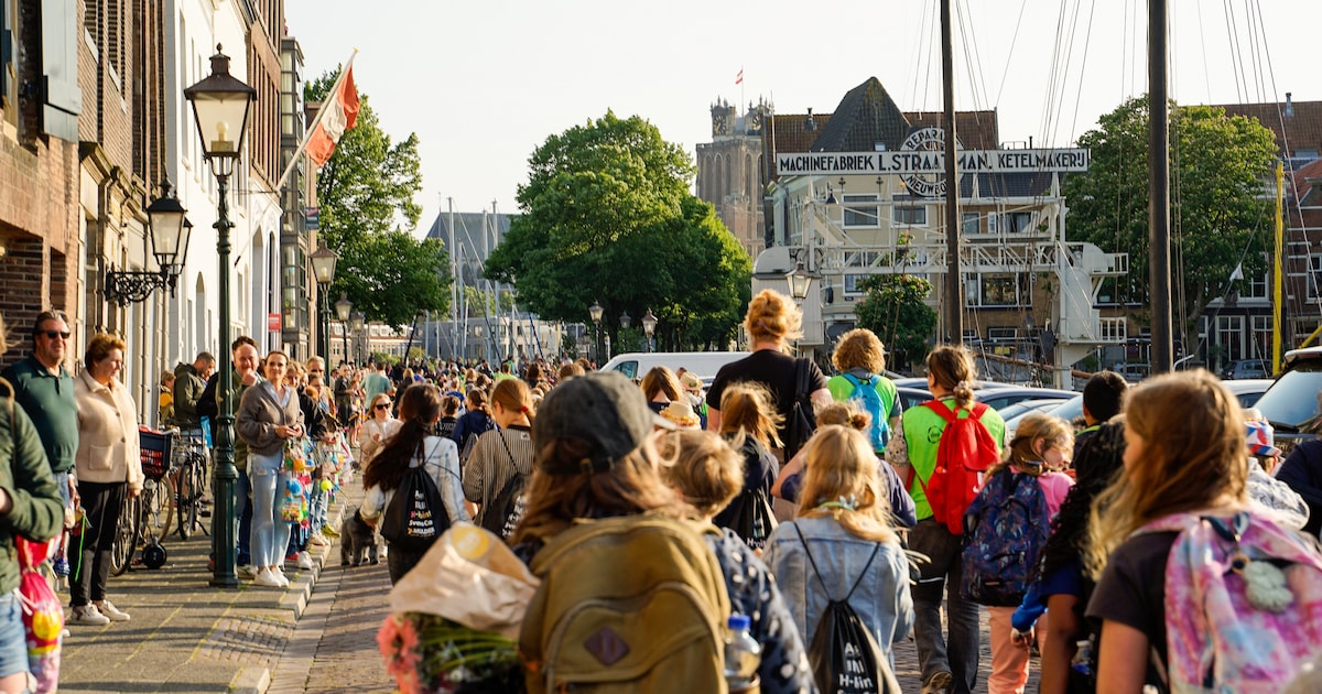 Ik heb een potje met vet! Dit is wanneer de Dordtse Avondvierdaagse door jouw straat komt