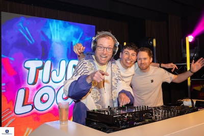 Feestavond Tijdloos terug in Amersfoort, thee drinken bij de Thee Tempel en meer Amersfoortse nieuwt