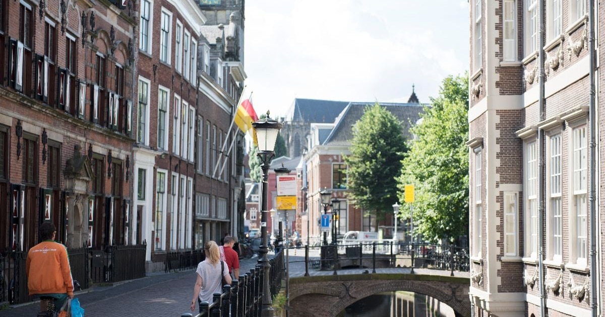 Dit zijn ze dan: de eerste beelden van de ontgroening van UVSV | Regio ...