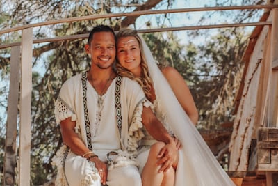 Van Tinder-match naar trouwdag: het liefdesverhaal van Schiedammers Bjorn en Monica