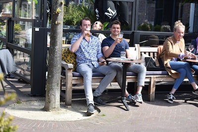 Zoveel betaal je voor een rondje op een Nijmeegs terras