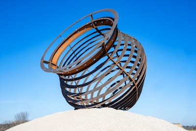 Nieuw kunstwerk in de Vlaardingse Broekpolder verwijst naar 5000 jaar oude geschiedenis