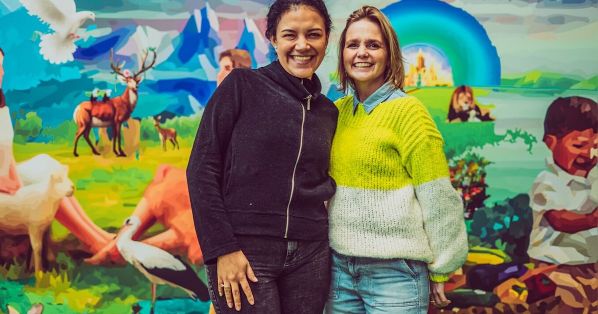 Karen en Leontien zijn twee jaar vrienden: ‘Toen mijn familie en ik asiel kregen, vierden we dat sam