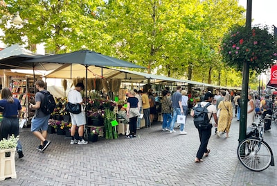 Let op: de warenmarkt in Delft is deze week niet op donderdag