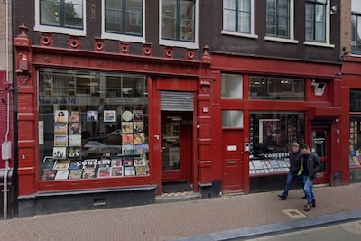 Vet! De band Son Mieux geeft een gratis concert in deze Amsterdamse platenzaak