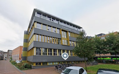 Binnengluren bij de duurste en goedkoopste woning die nu te koop staat in Arnhem