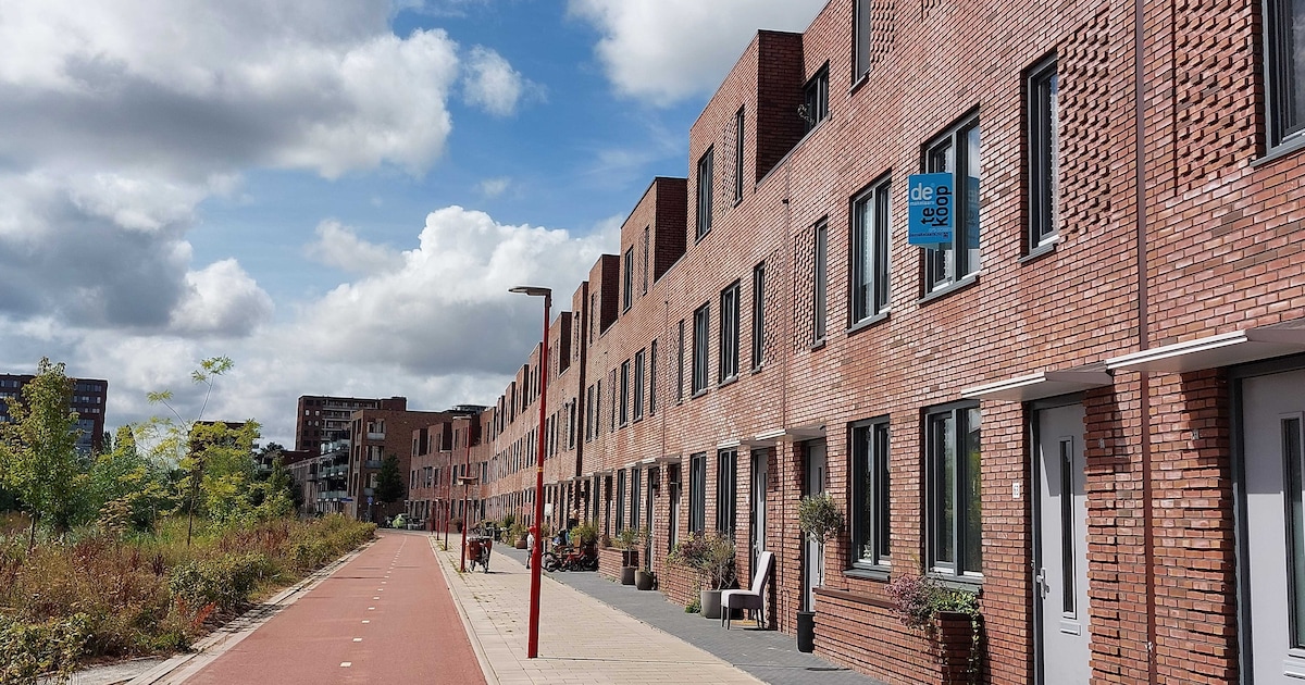 Spiksplinternieuw! Deze koopwoning in Palenstein heeft uitzicht op het water