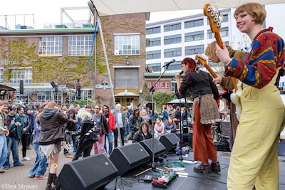 Van markt tot muziek: het nieuwe Eindhovense festival Vonk in foto’s