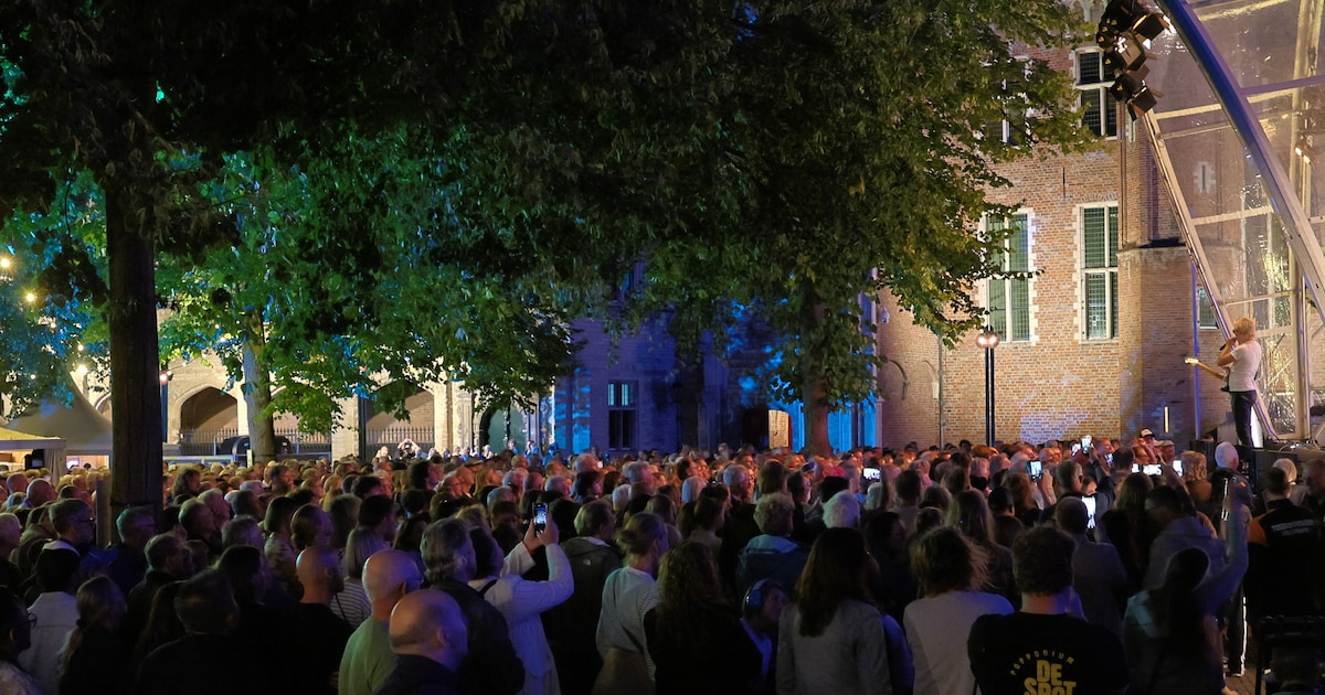 FOTO’S: Zo trapte Jett Rebel de Abdij Zomeravonden af