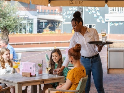 Bij dit restaurant in Almelo mag je gratis eten op je verjaardag