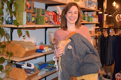 Nieuwe lentekleding nodig? Deze kringloopwinkels in Rotterdam houden kledingruil