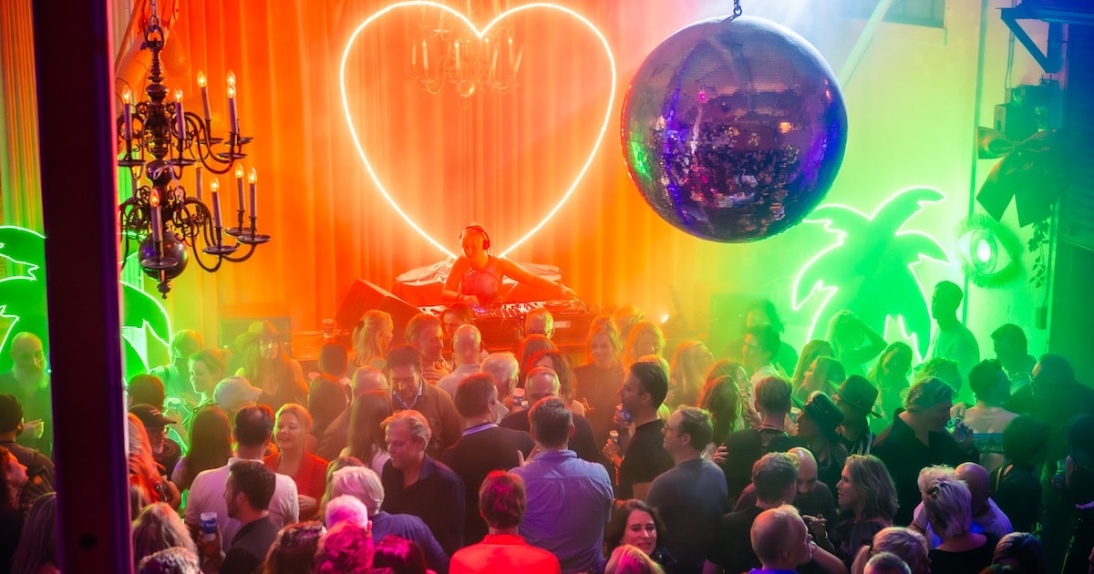 Wel losgaan, geen wallen: dit housefeest voor 27-plussers komt naar Haarlem