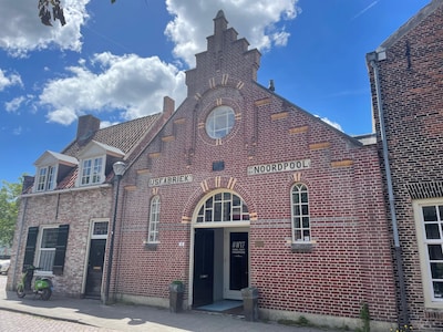 Mysterie: zit er echt een ijsfabriek in het centrum van Breda?