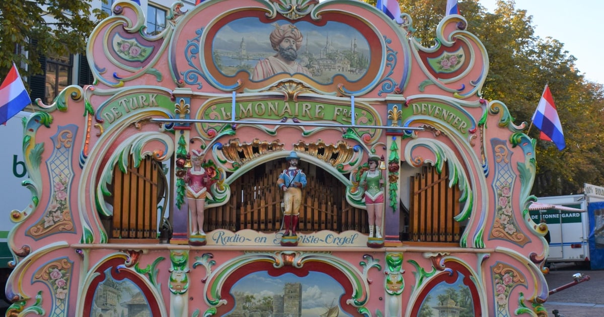 Ton staat al 46 jaar met zijn draaiorgel in de Hoogstraat: 'Meer een hobby dan een baan'