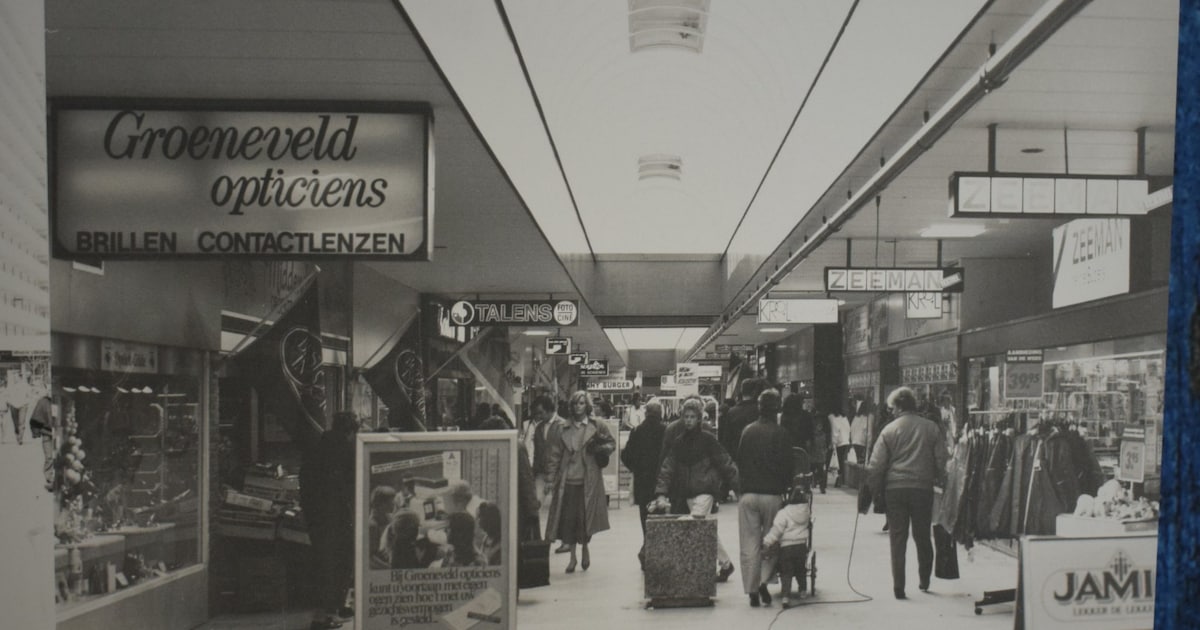 6 x oude foto's van de Hoven Passage