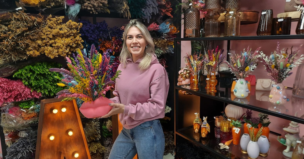 Selina (29) opent winkel vol droogboeketten in De Eglantier: ‘Ik wist niet dat ik zo creatief ben’