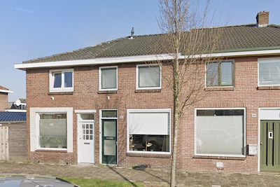Buurtfeest met je vrienden: deze drie huizen staan te koop in dezelfde straat
