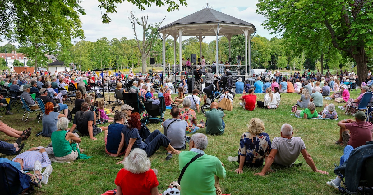 FOTO’S: Zo genoot Middelburg van het eerste Parkconcert van het jaar
