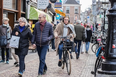 Waar mag je nou wel en niet fietsen in het centrum van Utrecht? Dit zijn de regels