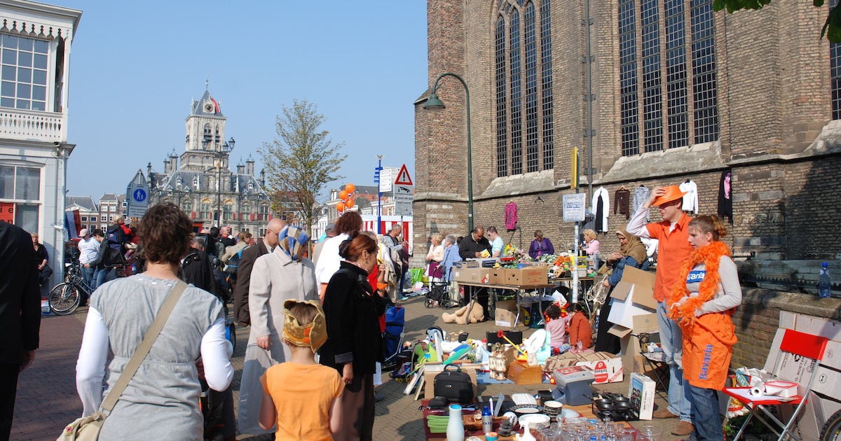 Terug naar Koninginnedag: zo vierde Delft het oranjefeest tussen 2008 en 2010
