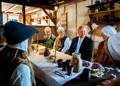 Terugblikken maar: koning Willem-Alexander op tijdreis in Eindhoven