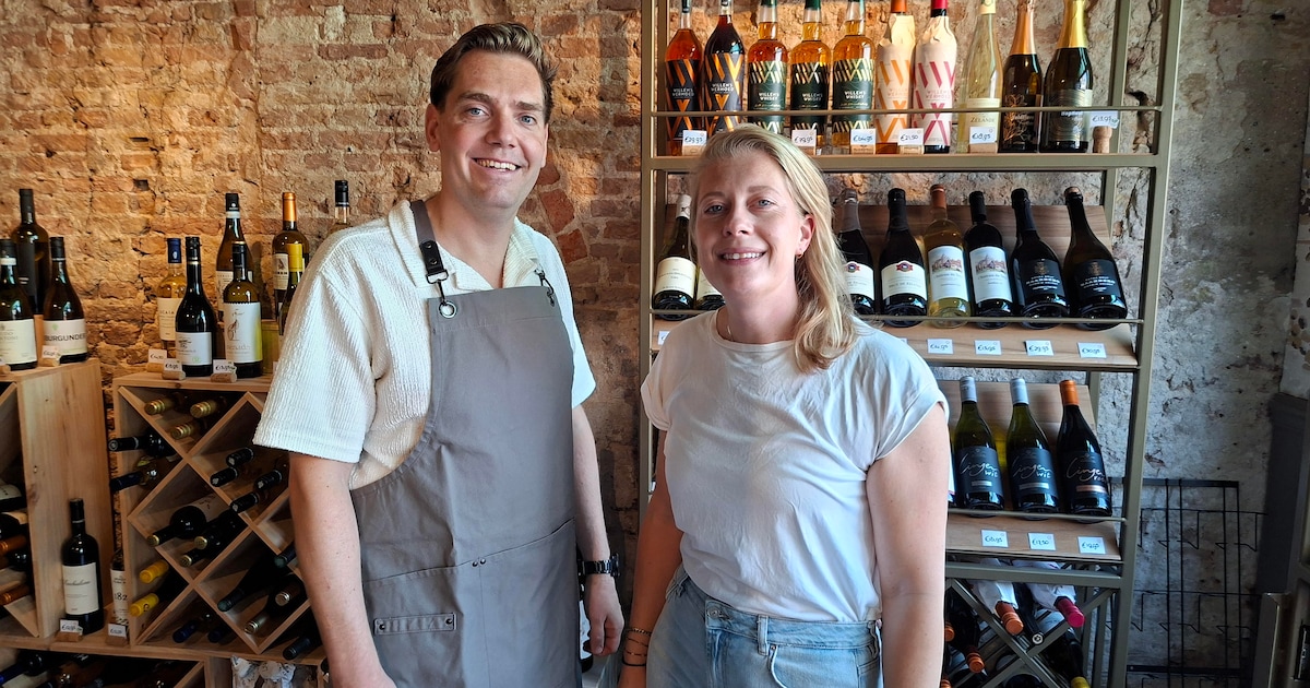 Een jaar later: wijnbar De Halszaeck opent officieel de deuren aan de Markt