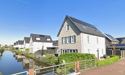 Even afkoelen? Deze Fundaparel in Veenendaal heeft een zwembad in de tuin