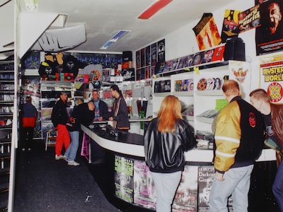 Back to the nineties! 7 interieurs van Delftse zaken uit de jaren 90