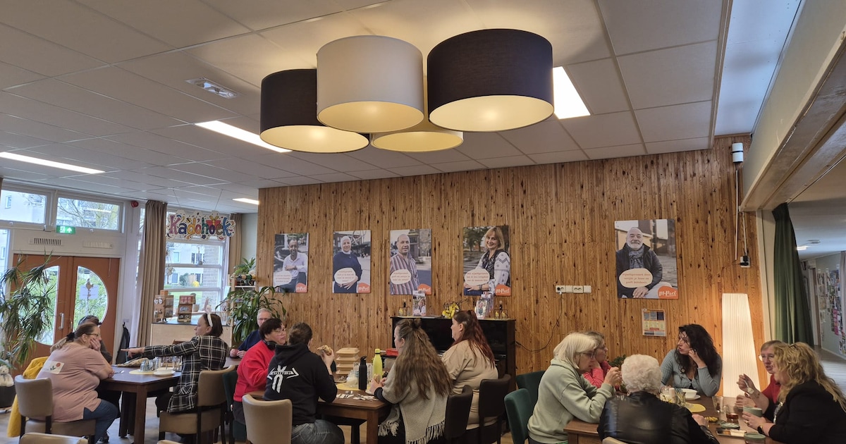 Voor 10 euro smul je in Enschede van een driegangendiner (en maak je vrienden)
