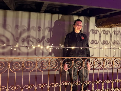 Een kijkje in de nok van De Deftige Aap: ‘Je hebt hier niet gewerkt als je nooit je hoofd hebt gesto