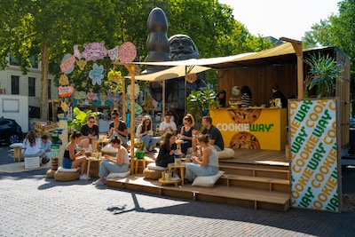 Gratis cookies proeven en keramiek schilderen? De Cookie Car komt naar Groningen