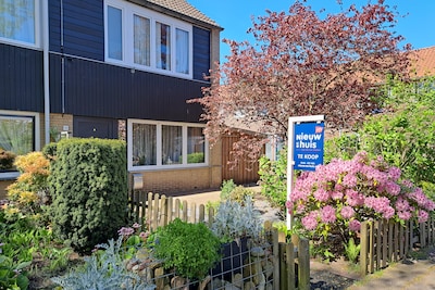 Gespot op Funda: dit ‘koninklijke huis’ heeft een streepje voor