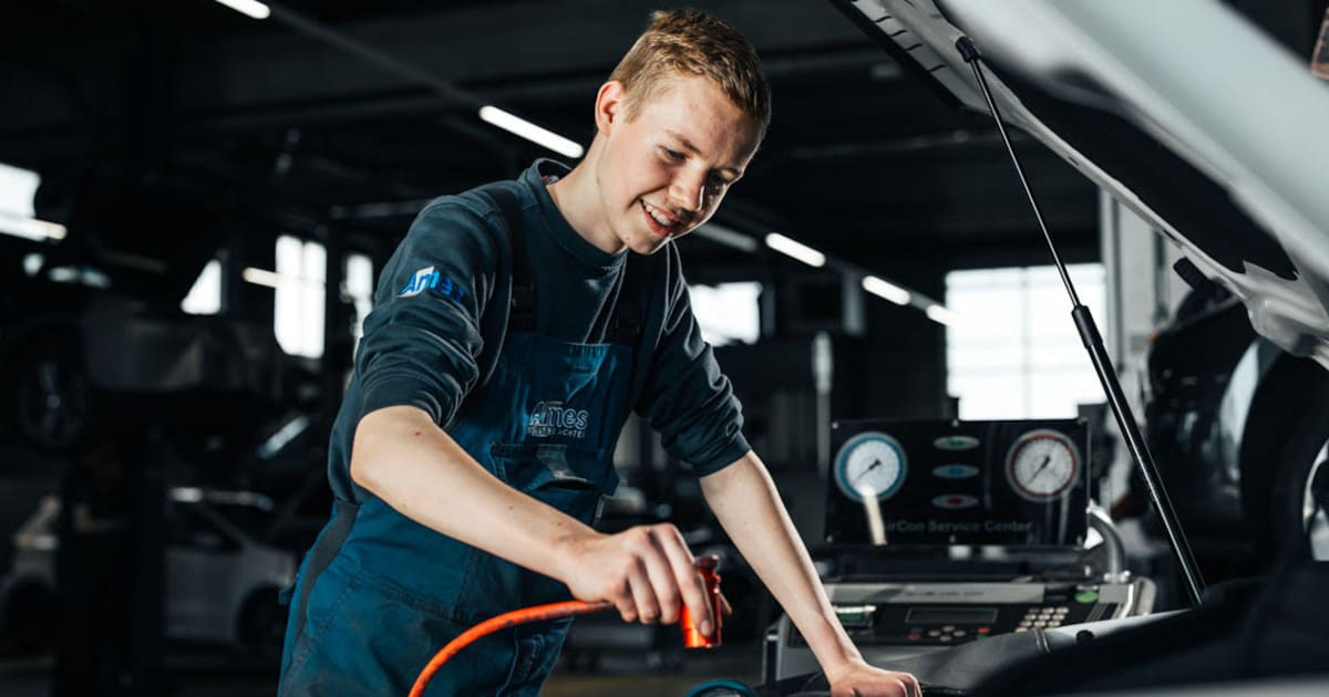 Werken met auto’s én een rijbewijs cadeau: tijdens deze dagen ontdekt je kind het vak