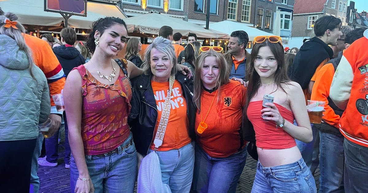 (Video) Proost op Willem! Zo ging Delft los tijdens Oranjekoorts