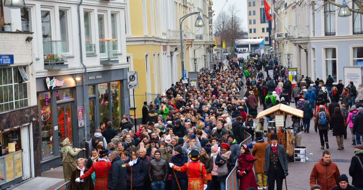Ticketverkoop Dickens Festijn 2026 van start: een tikkie duurder