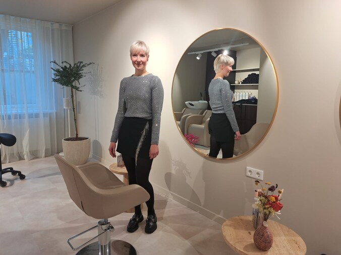 Jacqueline opent haar eigen kapsalon: 'de Haagse mat is weer helemaal ...