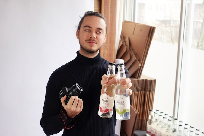 Utrechter Tim begon zijn eigen drankmerk: 'Mijn huis leek net de set ...