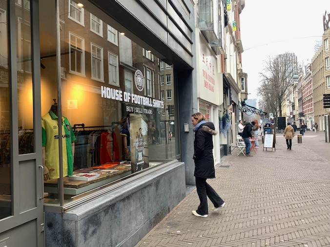 House of Football Shirts, Korte Poten 36 (Centrum)