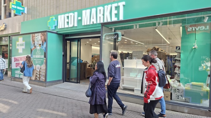 Medi-Market (Spuistraat), Spuistraat 7 (Centrum)