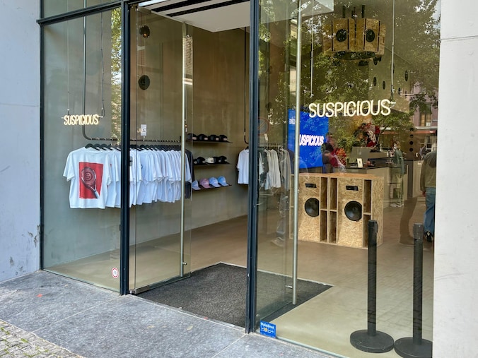 Suspicious Antwerp, Oudegracht 135 (Centrum)