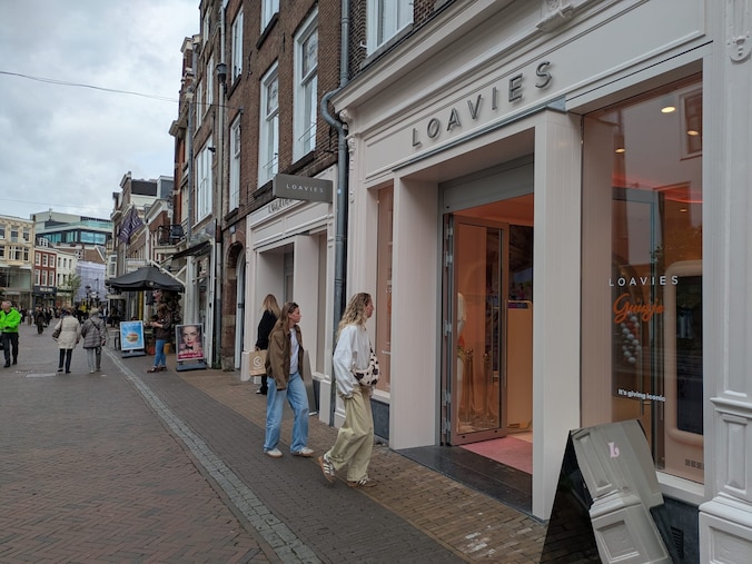 LOAVIES Brandstore, Steenweg 31-33 (Centrum)