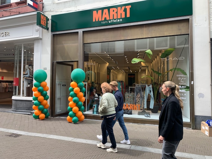 Markt Van Uffelen (Hoogstraat), Hoogstraat 22 (Centrum)