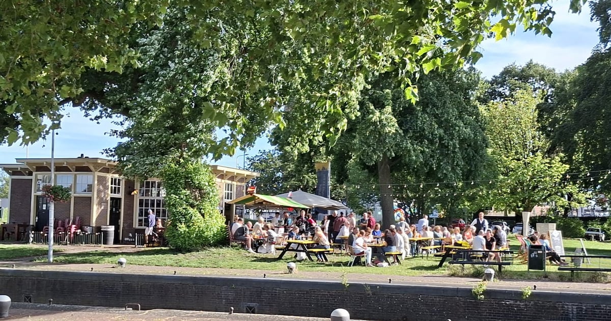 5 x terrassen in Gouda waar je op warme dagen niet vol in de zon zit
