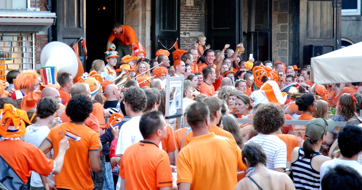 Oranjegekte! Zo keek Delft in 2010 naar de finale van het WK voetbal