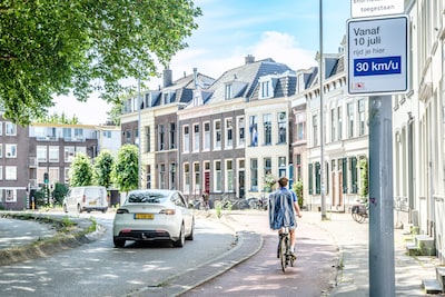 In 270 Utrechtse straten gaat morgen de snelheid omlaag naar 30 km per uur: check hier welke