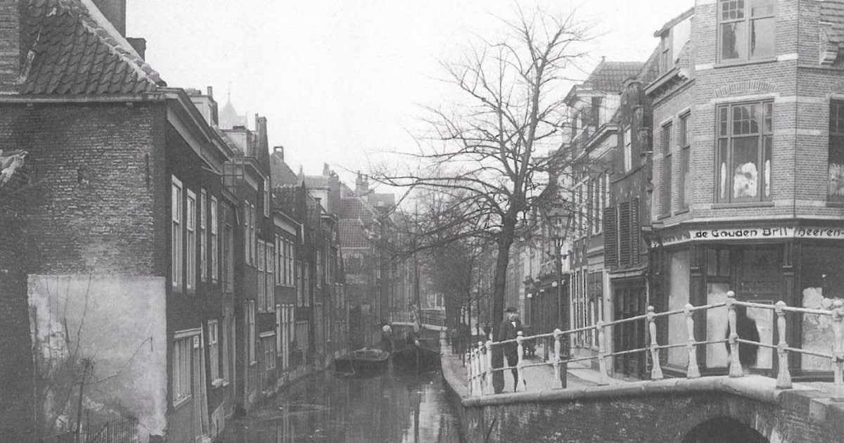 Toen in Delft: de Voldersgracht in 1898